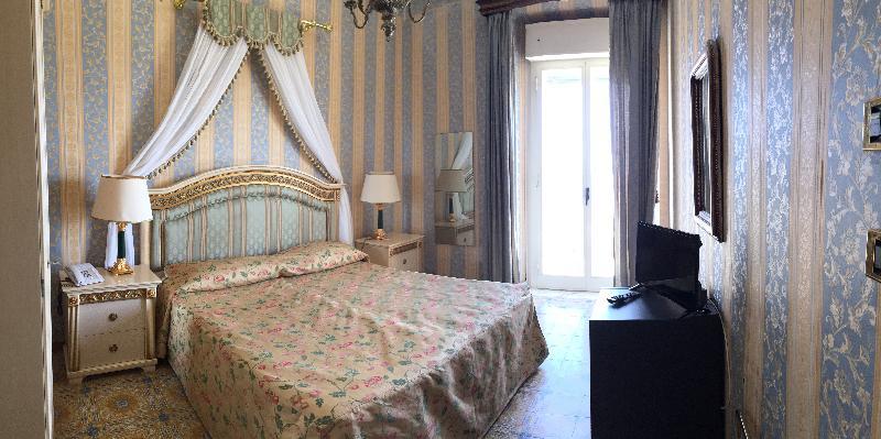 Hotel Villa Riis Taormine Extérieur photo
