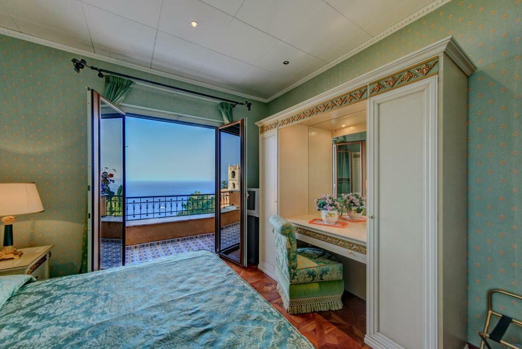 Hotel Villa Riis Taormine Extérieur photo