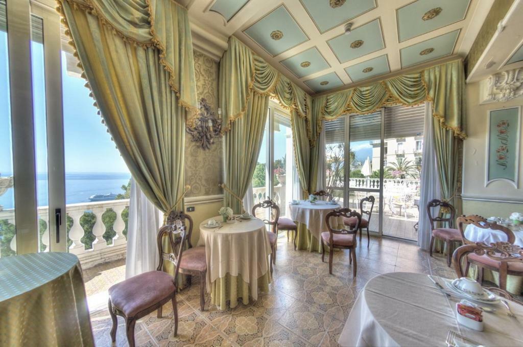 Hotel Villa Riis Taormine Extérieur photo